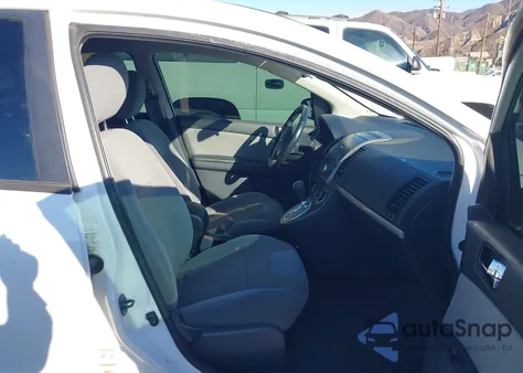 2010 Nissan Sentra 2.0S from USA, damaged, VIN 3N1AB6AP2AL619767